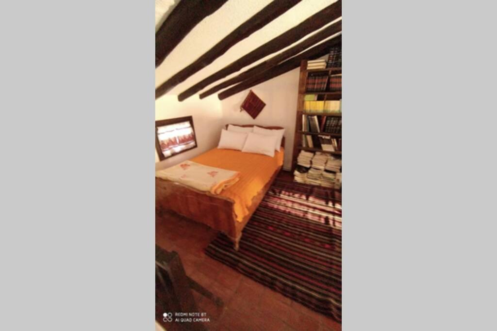 Holiday home αρχοντικο στουσ προποδεσ του ορουσ διρφυσ